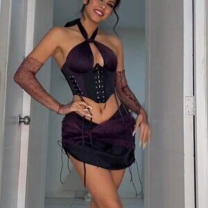 Glamorous Noir Look, Venus Set